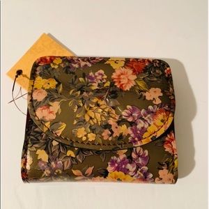 Patricia Nash Canelli Coin Wallet:  English Country:  NWT
